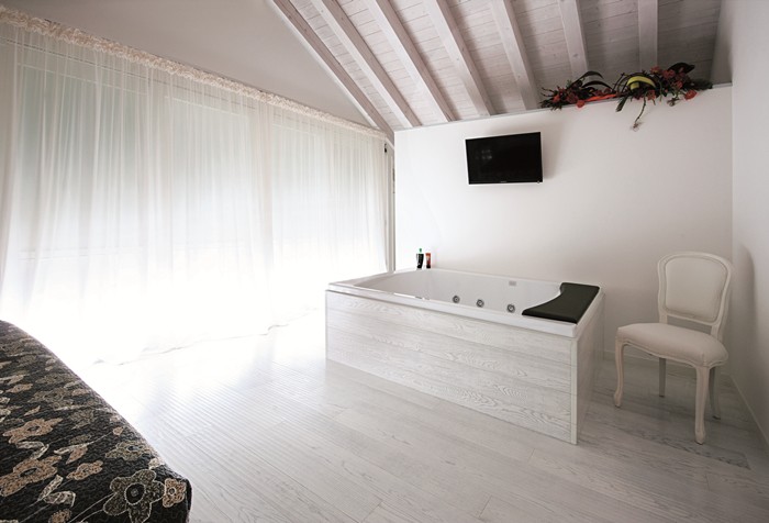 進入寒冬的進口地板也是如此惹人喜愛 進入寒冬的進口地板也是如此惹人喜愛