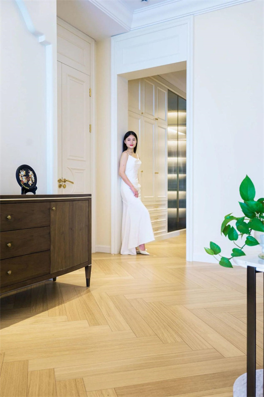 Room Tour|一線臨湖庭院,高階生活的藝術(shù)想象 image4 Room Tour|一線臨湖庭院,高階生活的藝術(shù)想象 image4